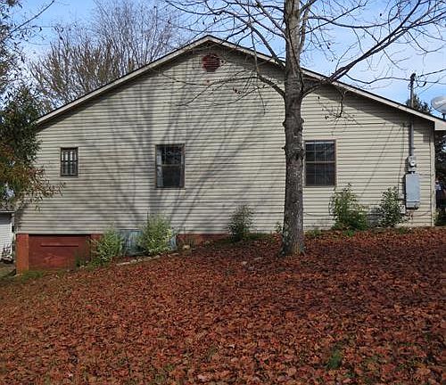 4th image of 3223 Bloomfield Cir
