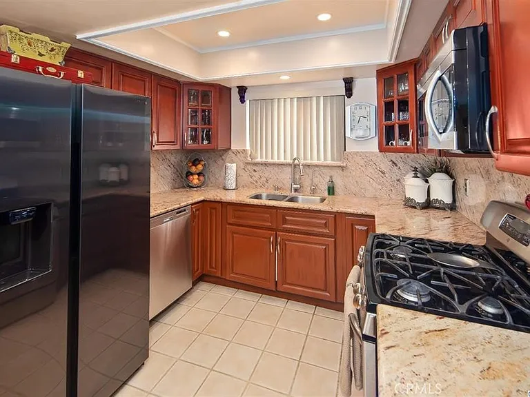 1247 E Wilson Ave #9 — Photo 9