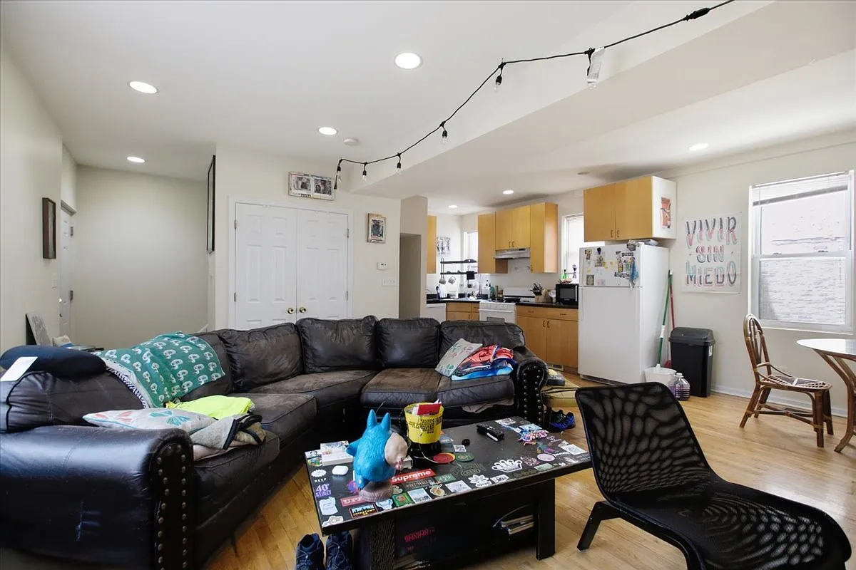 3 bed, 1500 sqft, $3,495 — Photo 4
