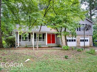 360 Farm Path, Roswell, GA 30075