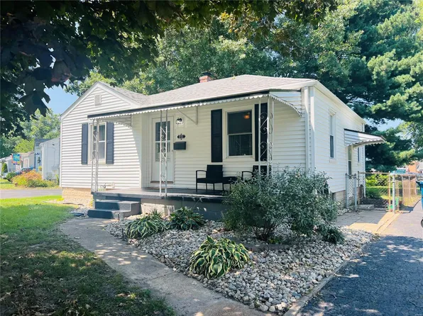 615 Victory Dr, Collinsville, IL 62234