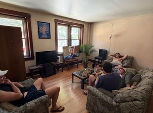 306 Atwood St APT 1, Pittsburgh, PA 15213