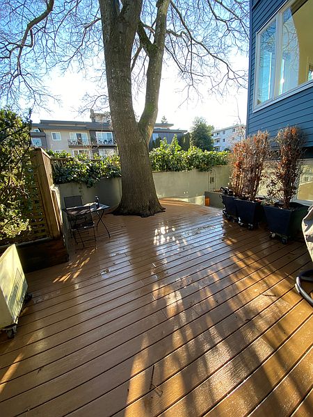 Vancouver Townhouse for rent - 2 Bedrooms — photo 13