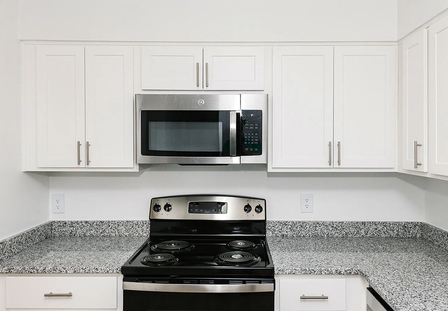 Crofton Village Apartments — Photo 4