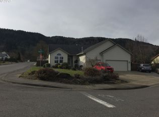 3205 5th St, Columbia City, OR