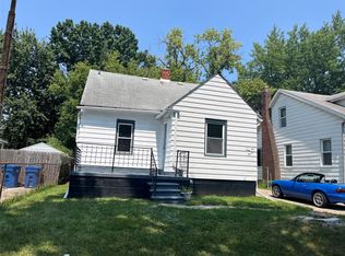 8679 Chalmers Ave, Warren, MI 48089