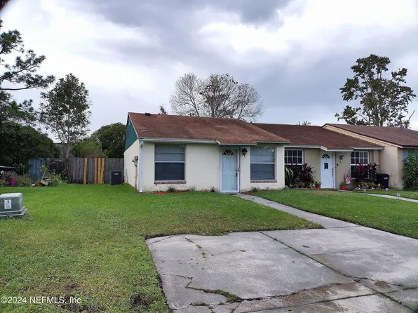 1324 SOLAR Circle #A, Orange Park, FL 32065