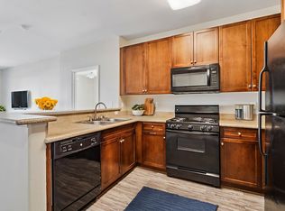 Meridian Place Apartment Homes, Northridge, CA 91324