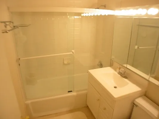 Rented by REGII | media 16