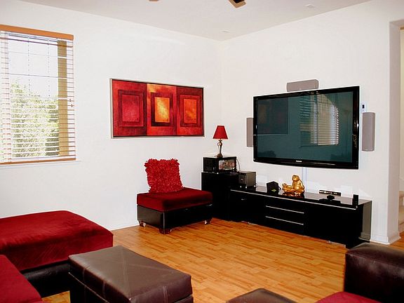 3rd image of 670 Almaden Walk Loop