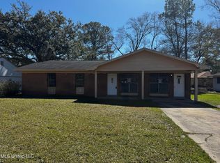 4824 Jefferson Ave, Moss Point, MS 39563