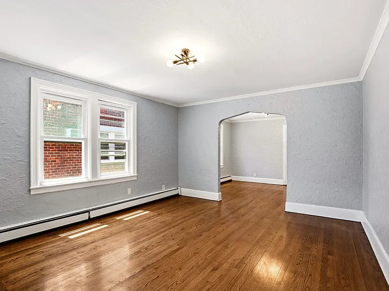 712 Sheridan Ave — Photo 8