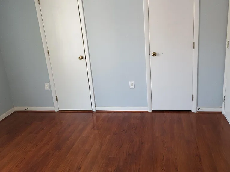 1430 Collegiate Cir — Photo 11