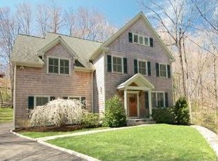 88 Ledges Rd, Ridgefield, CT 06877