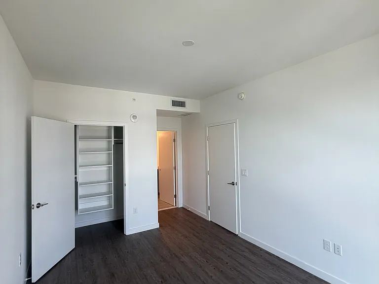 1760 NW 1st Ave #C6 — Photo 13