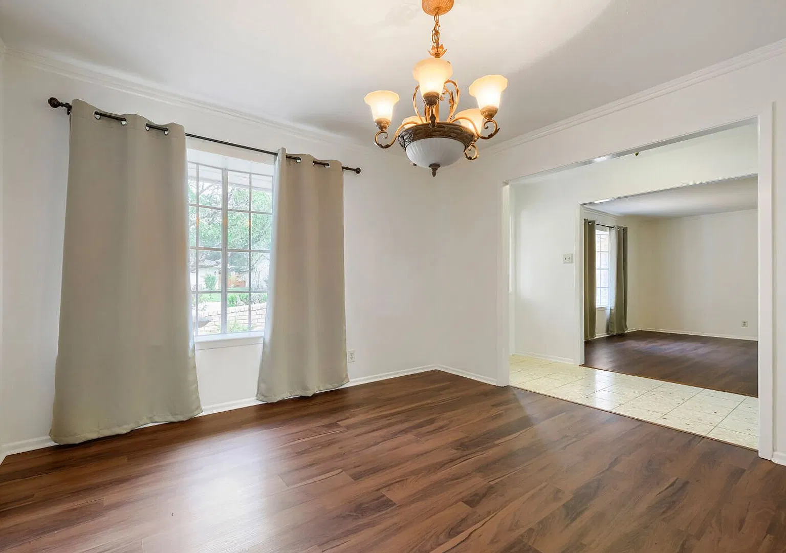 Beautiful 4-Bedroom Windcrest Home with Pool — Photo 4