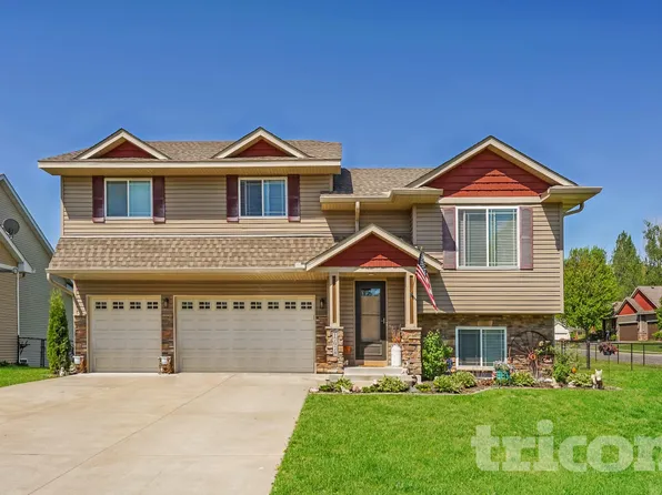 17978 Nixon Ct, Elk River, MN 55330
