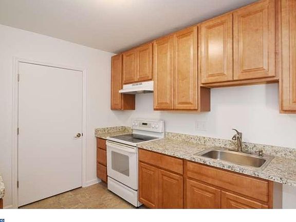 2nd image of 2133 Culver Dr