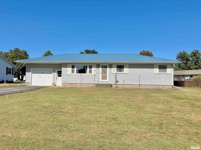 405 Memorial Dr, Abingdon, IL, 61410