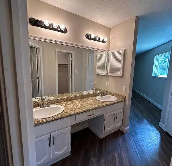 6838 Apona St — Photo 10