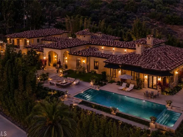 6884 Poco Lago, San Diego, CA 92130