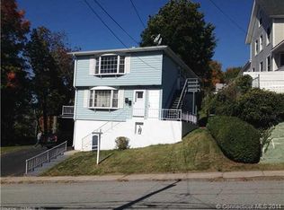 18 Grove St, New London, CT 06320