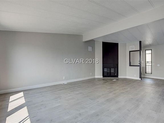 2nd image of 226 Navajo Dr