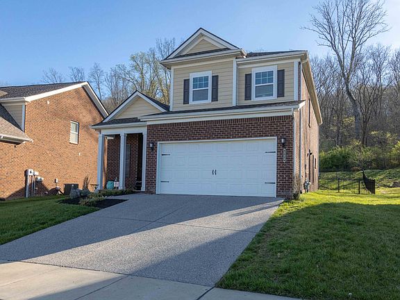 3rd image of 313 Black Thorn Ln