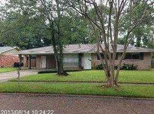 281 Huntington Dr, Baton Rouge, LA 70810