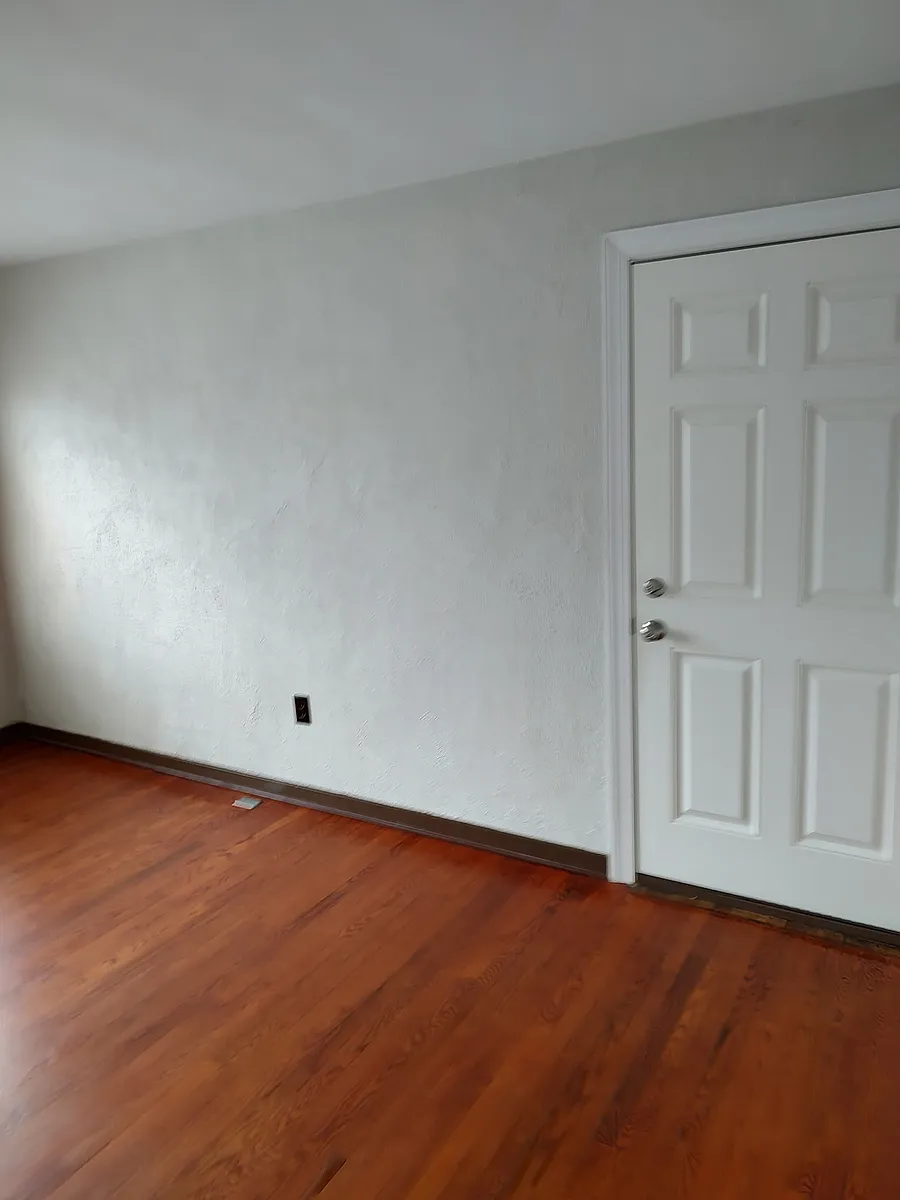 Building Photo - 537 Sewickley St #1