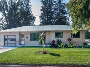 410 W Prospect St, Lake Mills, WI 53551