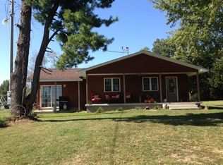 825 NE 40th Ln, Sheldon, MO 64784