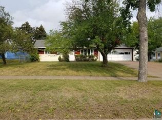 94 Banks Blvd, Silver Bay, MN