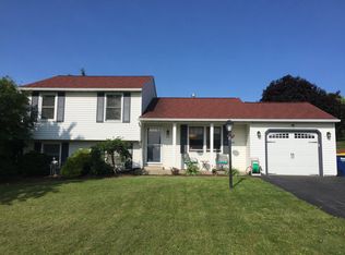 313 Hornady Dr, Syracuse, NY 13209