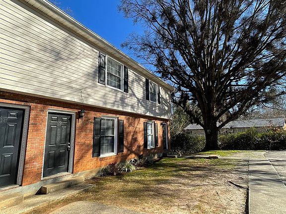 2nd image of 405 17th Ave NE APT 19