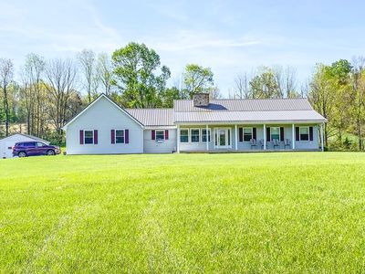 1476 E Blue Grass Trl, Bland, VA, 24315