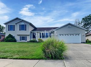 15 Mary Jane Dr, Hamilton, OH 45013