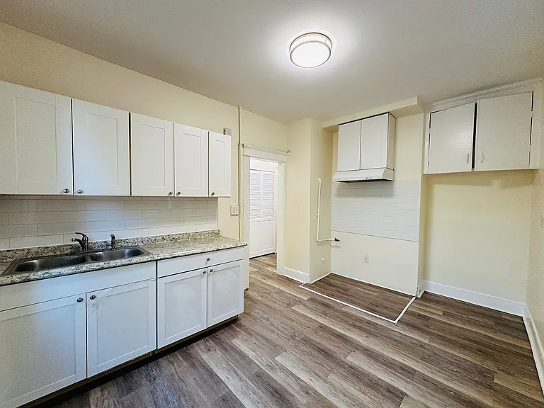 36 Prospect St #6E — Photo 1