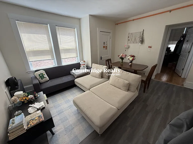 357-359 Cambridge St #3R — Photo 4