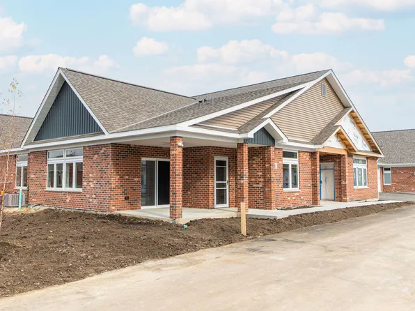 563 Stearn Dr #563, Genoa, IL 60135