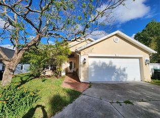 576 Tree Shore Dr, Orlando, FL 32825