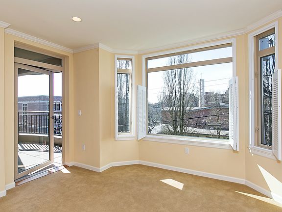 West facing, lots of light from bay windows