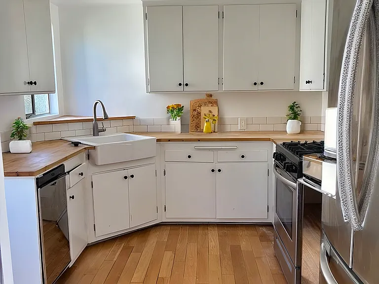4511 Finley Ave — Photo 4