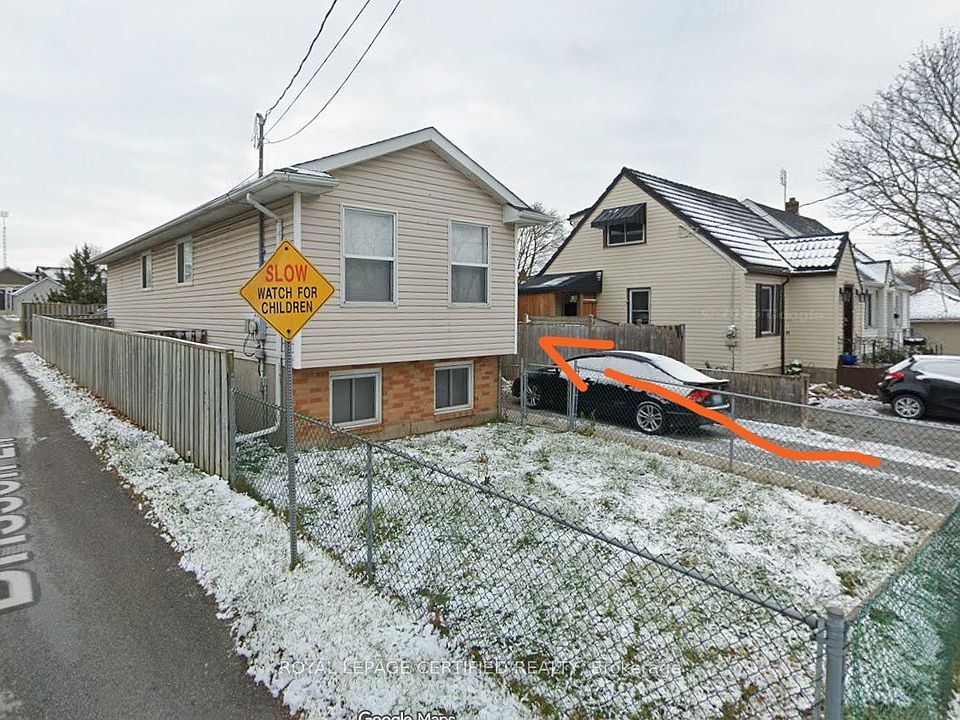1st image of 6 Lincoln Ave #Basement
