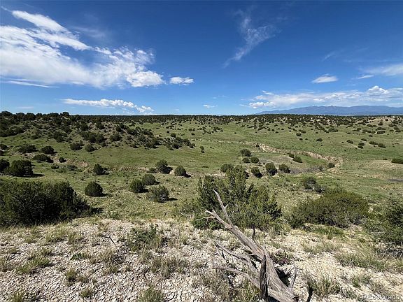 3rd image of Railroad Springs Road