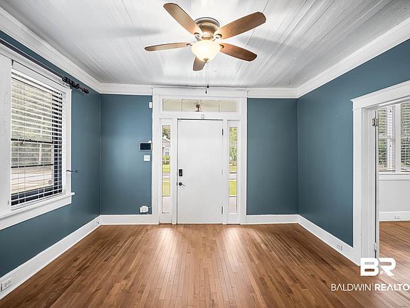 3rd image of 106 Macy Pl