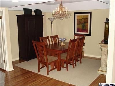 3rd image of 534 S Oak Knoll Ave Unit 304