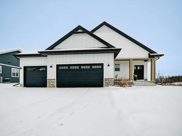 414 E School Rd, Cottage Grove, WI 53527