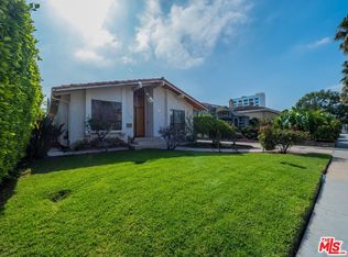 142 N Carson Rd, Beverly Hills, CA 90211