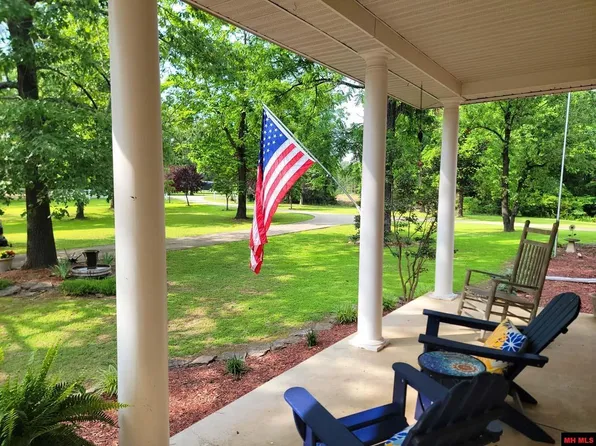 180 Oak Tree Ter, Mountain Home, AR 72653